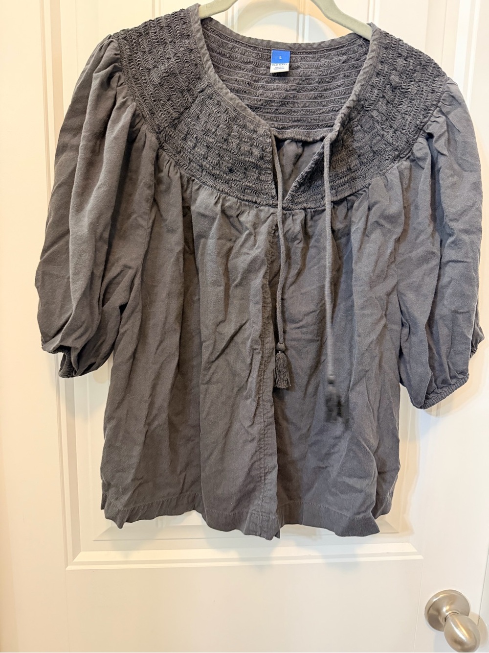 Old Navy Gray-Black Smocked Yoke Peasant Tunic